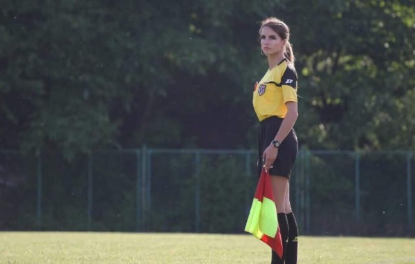 Conocé a Karolina Bojar, la sensual árbitro polaca que está incendiando todas las redes