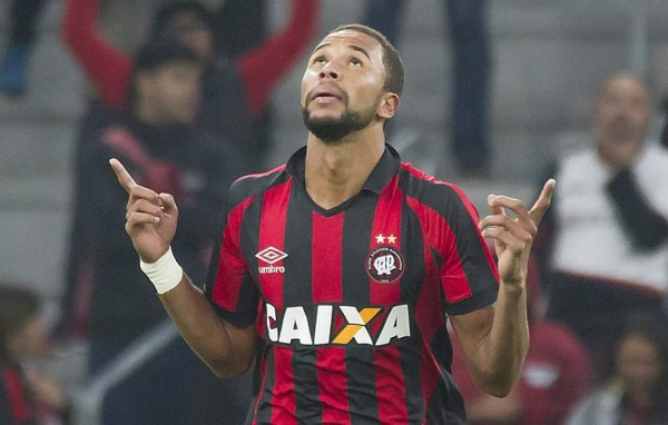 RUMORES Y FICHAJES: Locura por fichar a Messi; Alajuelense hace barrida