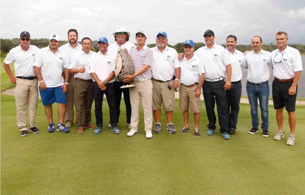 Felipe Velásquez, venezolano que se lleva el Honduras PGA Tour Latinoamérica de golf