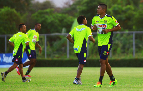 Primer entrenamiento de Carlo Costly con Real España