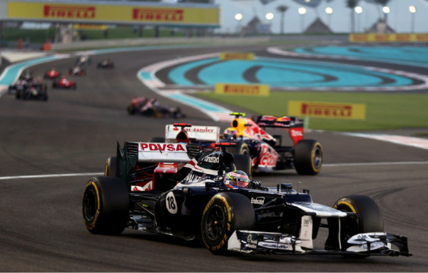 Alonso recorta tres puntos al afortunado Vettel tras soñar con la gloria y el liderato.