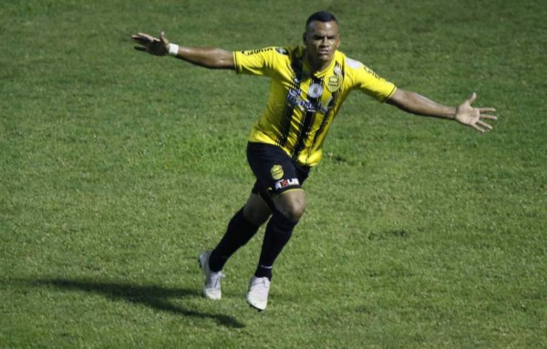 El 11 que perfila Real España para pegar primero a Olimpia en la final de la Copa Premier