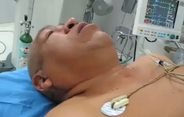 Hugo Chávez muere por un cáncer y termina una era en Venezuela.