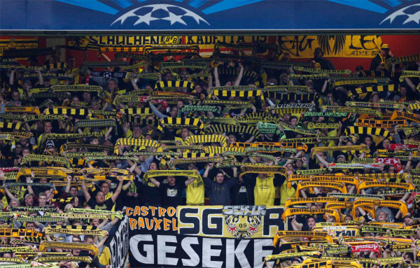 Arsenal FC vs BV Borussia Champions League.