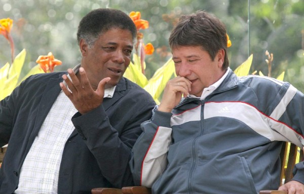 Familia, trayectoria y todas sus polémicas: las fotos y datos que debes saber del 'Bolillo' Gómez, el nuevo DT de Honduras