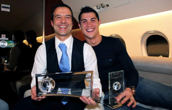 Viajes y fiestas: La vida de lujo de los cuatro amigos de confianza de Cristiano Ronaldo