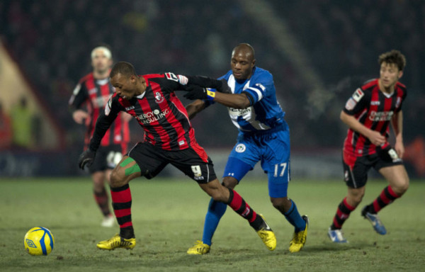 Roger brilla y Wigan avanza en la FA Cup.