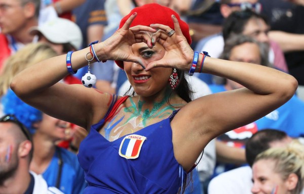 Fotos: Las bellezas que nos dejó la final de la Euro Francia-Portugal