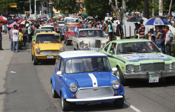 Imágenes de carrozas san pedro sula