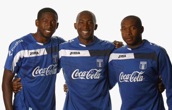 Los futbolistas por el mundo que no pueden escapar de una comparación con un familiar