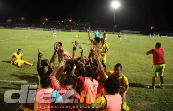 ¡JÚBILO! Celebración, lágrimas y un grito de salvación del Social Sol en Olanchito