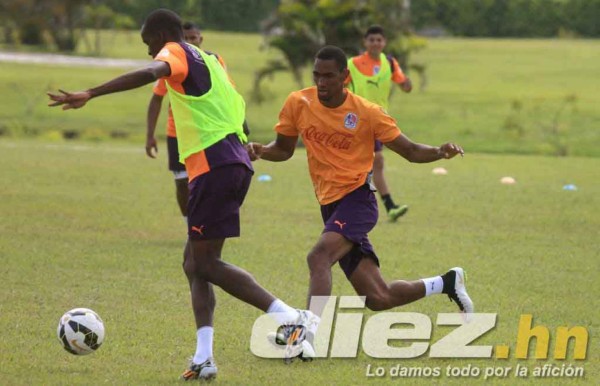 Primer entrenamiento de Jerry Bengtson con Olimpia