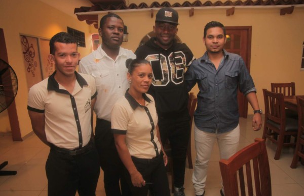 Al delantero Jerry Palacios en Tocoa lo tratan como actor de Hollywood