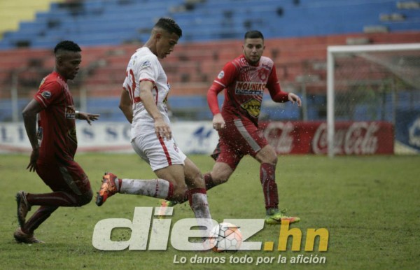 Imágenes que no se vieron por televisión de la jornada inaugural de la Liga