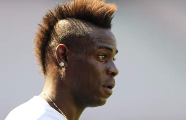 Top: Los peinados más exóticos que se han visto con los futbolistas