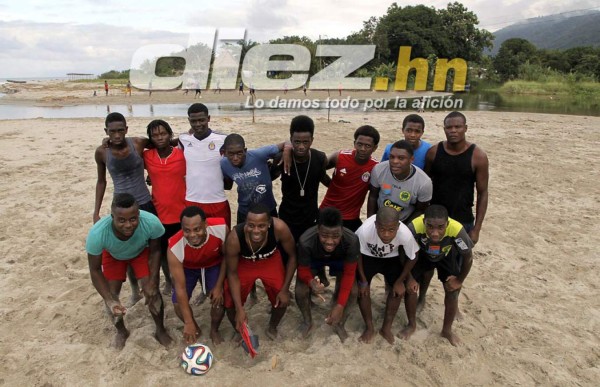 Marvin Chávez disfruta de sus vacaciones en su natal Sambo Creek