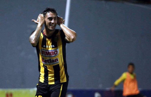 RUMORES Y FICHAJES: ¡Un hondureño iría a Colombia; Real España hará un remezón!