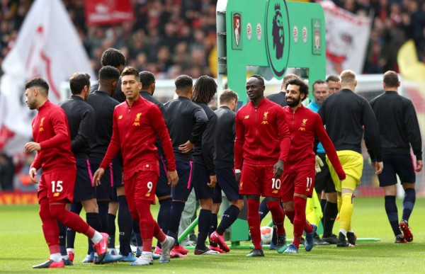 ¡Polémica! Jugadores del Liverpool y Bournemouth no se dan la mano por el coronavirus