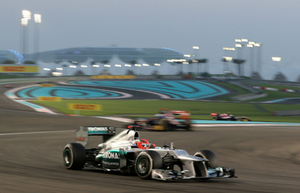 Alonso recorta tres puntos al afortunado Vettel tras soñar con la gloria y el liderato.