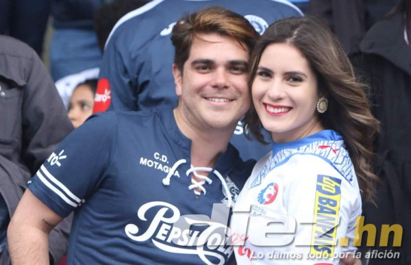 ¡Hermosas chicas! El lado más sexy de la final entre Motagua y Olimpia