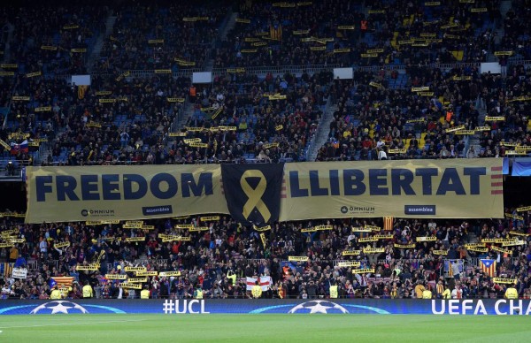 Lo que no se vio: El galardón a Messi y los pichingos del Barça en el Camp Nou