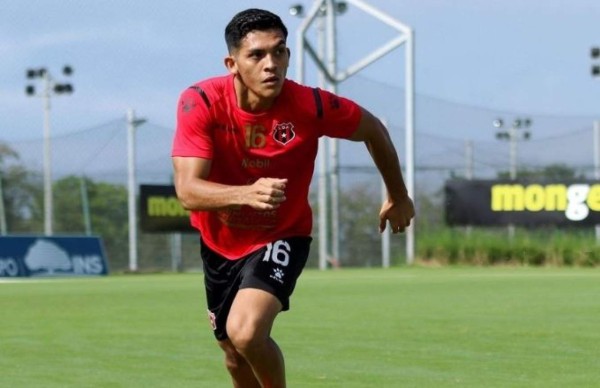 Fichajes Centroamérica: Exseleccionado mexicano a El Salvador y nuevo legionario hondureño