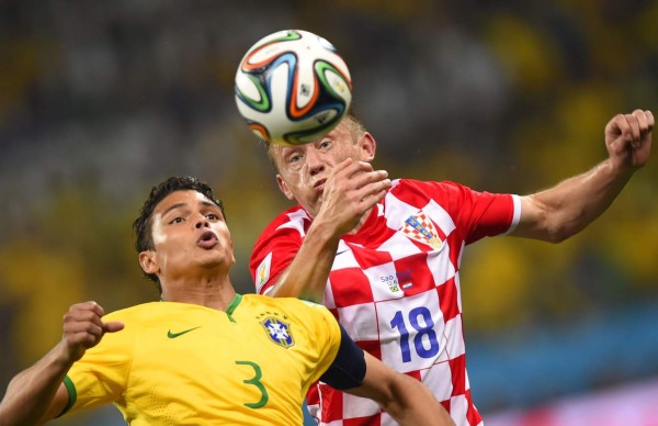 Brasil sorprende a Croacia en su primer partido 3-1