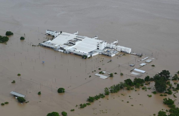El Valle de Sula en Honduras, bajo el agua por Iota: Las apocalípticas fotografías aéreas
