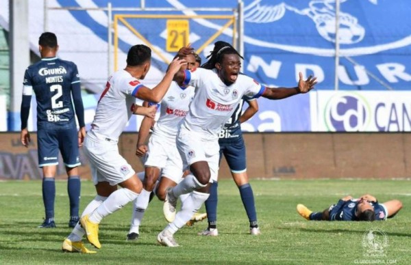 Confirmado por Pedro Troglio: El 11 de Olimpia para ganar a Platense y esperar un milagro para meterse a semifinales &nbsp;&nbsp;