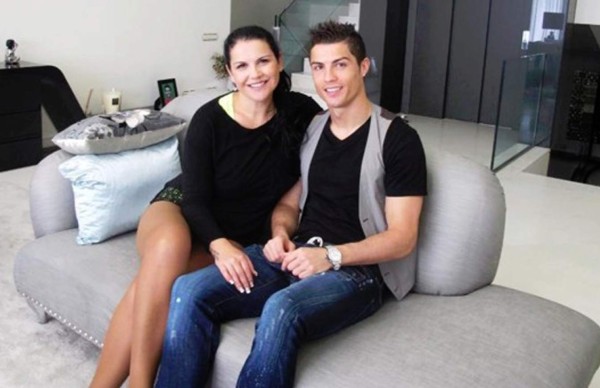 ¡Para morir de risa! Los dobles femeninos de los cracks del fútbol mundial