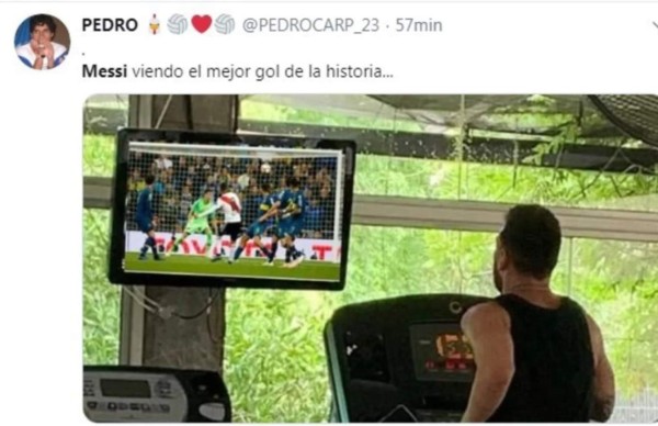 Messi viendo goles de Messi: Los crueles memes de la imagen viral del crack del Barcelona