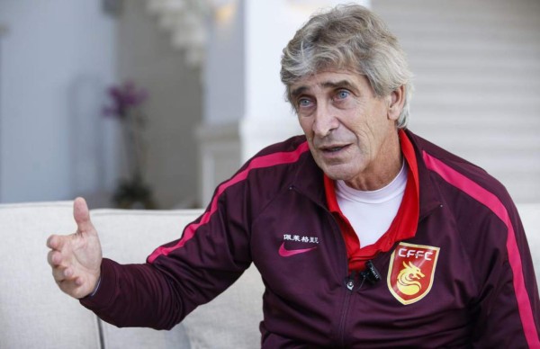 FICHAJES: El crack que iría a China, Buffon aguantaría su retiro e Iniesta es noticia