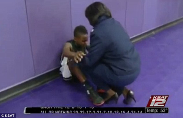 VIDEO: Madre, miembro del ARMY, da emotiva sorpresa a su hijo