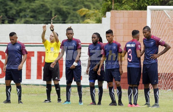 CURIOSO | Las imágenes que dejó la primera fecha del Ascenso en Honduras