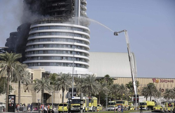 FOTOS: Lujoso hotel de Dubai quedó devastado tras incendio