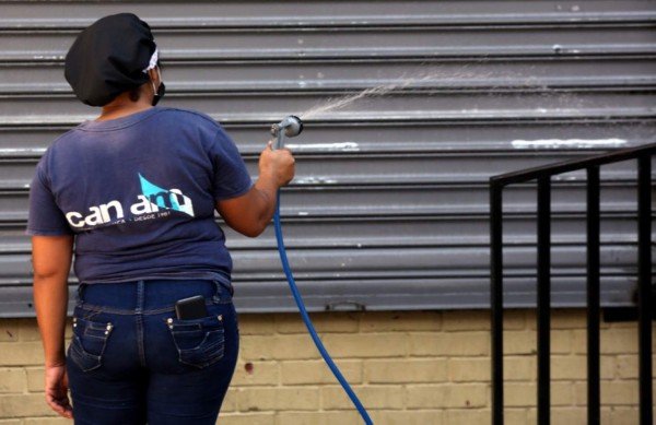 Negocios se preparan para abrir este lunes en la llamada 'reactivación de la economía en Honduras”