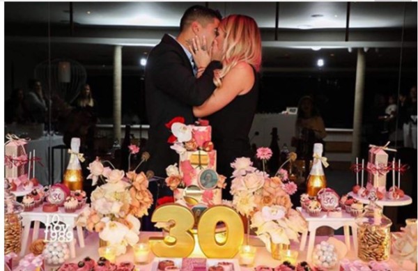 Antonela Rocuzzo y Daniella Semaan, radiantes en la fiesta de la mujer de Luis Suárez