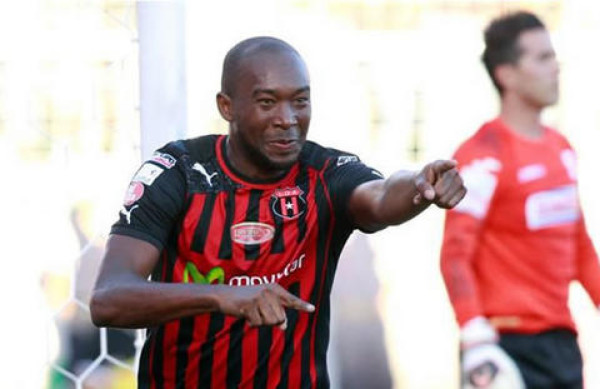 Jerry Palacios anota su noveno gol en Costa Rica