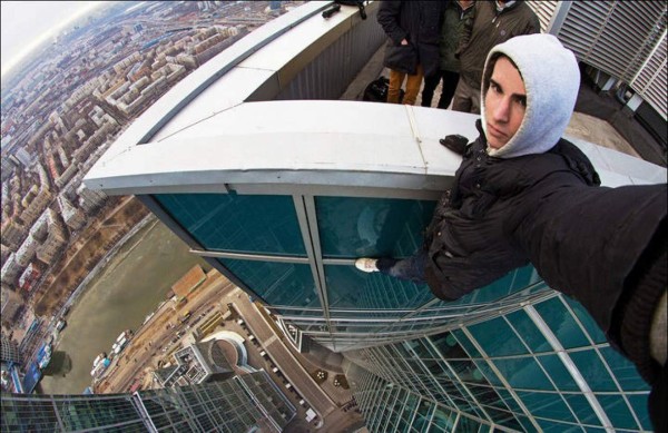Las 20 selfies más atrevidas y peligrosas en la historia