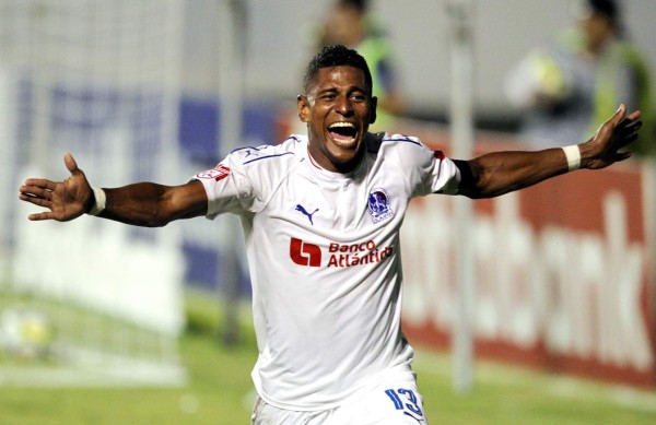 Olimpia domina el once ideal la Concacaf con Costly a la cabeza
