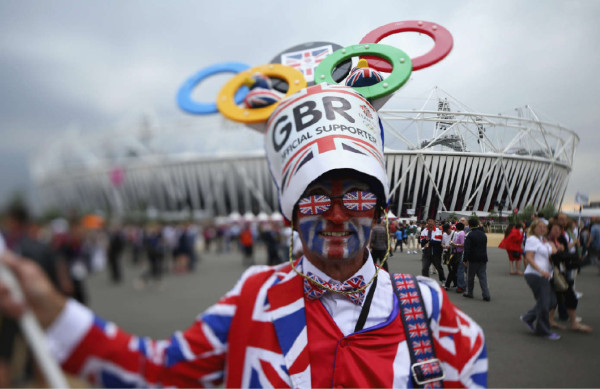 Gran ambiente inauguración de los Juegos Londres 2012.