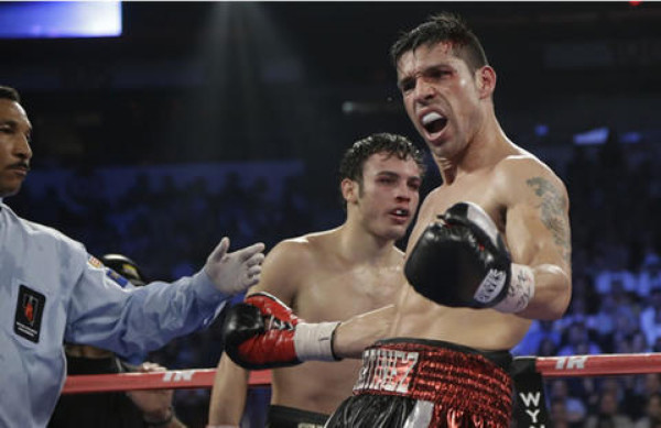 'Maravilla' vence a Julio César Chávez Jr.