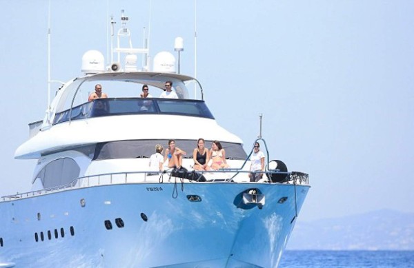 Fotos: Así disfrutan sus vacaciones Messi y Antonella Rocuzzo en Ibiza