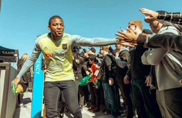 FICHAJES: Najar interesa en Turquía, Olimpia cierra filas y hondureño debuta en España