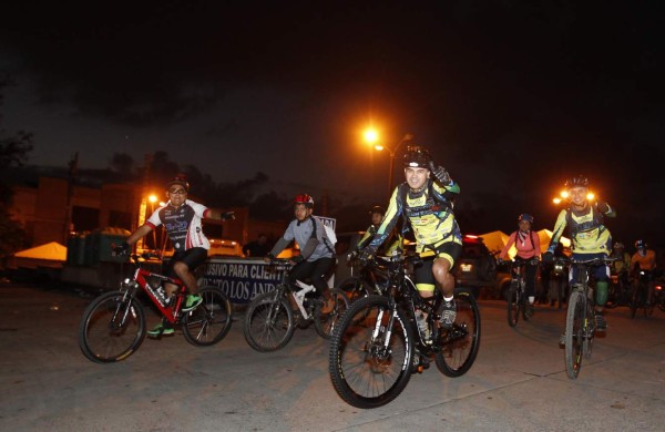 Ciclismo: Los 55 kilómetros de San Pedro Sula a Santa Bárbara