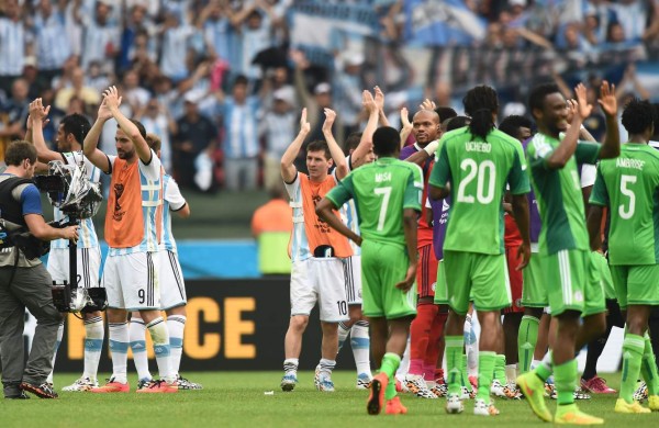 Argentina venció a Nigeria por 3 a 2 con dos goles de Lionel Messi