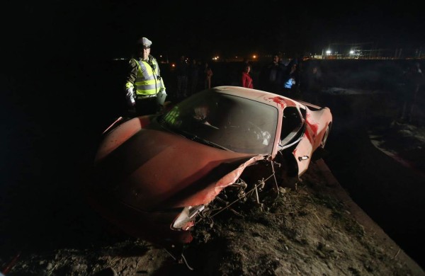 FOTOGALERÍA: El Ferrari que destrozó Arturo Vidal en Chile