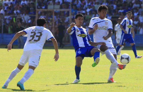 La mejores acciones de la Final del Futbol de Honduras