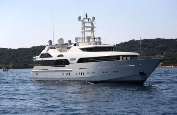 Su fortuna, la brutal colección de yates y su 'secreto' con Putín: así es la vida del magnate y dueño del Chelsea