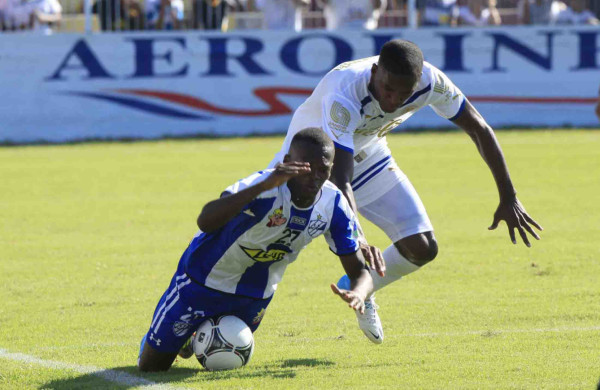 La mejores acciones de la Final del Futbol de Honduras